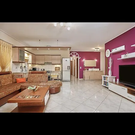 Cozy Apartment Next To The Port! Piraeus Exterior photo