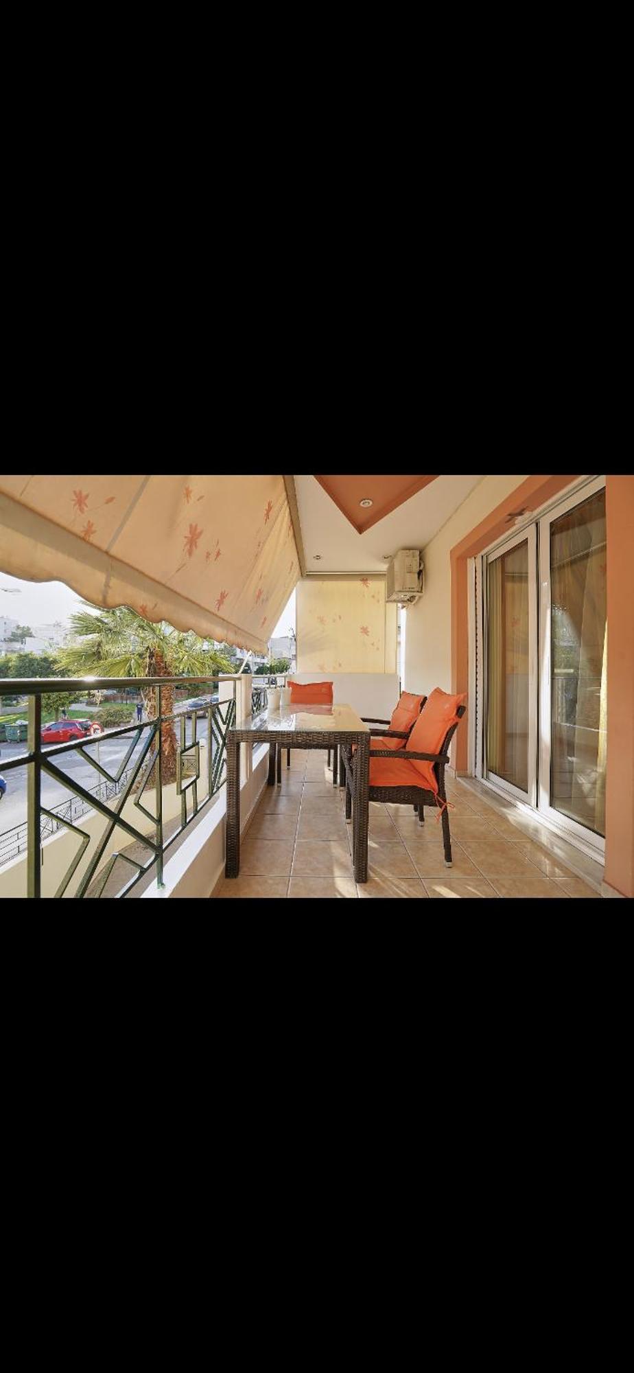 Cozy Next To The Port! Apartment